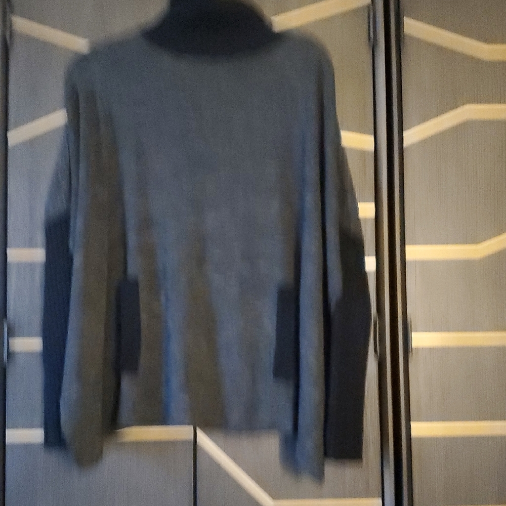 Animal Turtleneck Sweater in Gray and Black